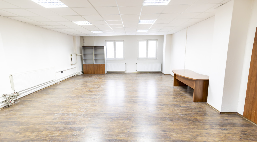 Kancelársky priestor s parkovaním, 73,5m2, Južná Trieda