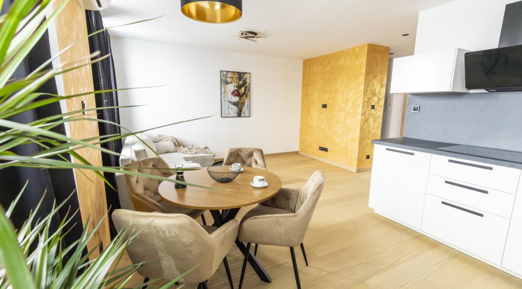 PREDÁM 3 IZBOVÝ BYT, KOŠICE, ČINGOVSKÁ ulica