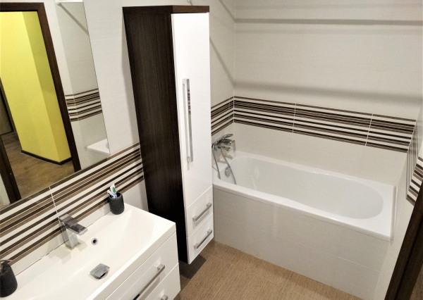 Na prenájom 2 izbový byt, 65m2, Komenského, Košice - Staré mesto
