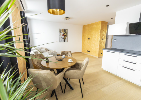 PREDÁM 3 IZBOVÝ BYT, KOŠICE, ČINGOVSKÁ ulica