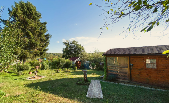 Na predaj slnečná záhrada v lokalite GEDER Košická Nová Ves - fotografia 1