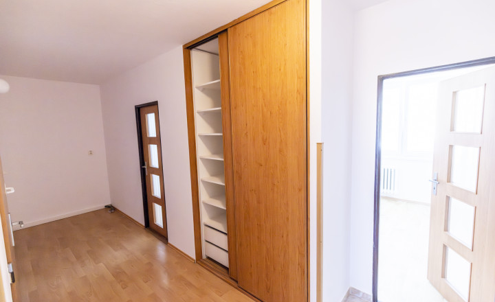 Na predaj priestranný 3-izbový byt s loggiou – Maurerova ulica, Košice – Furča - fotografia 7