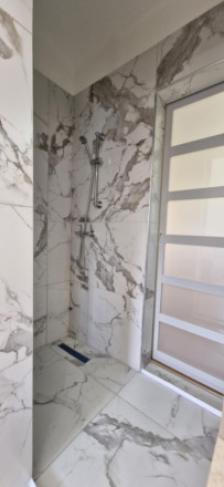 SALE of a 1 and 1/2 room apartment, Holloháza, Hungary - fotografia 4