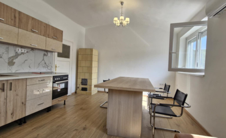SALE of a 1 and 1/2 room apartment, Holloháza, Hungary - fotografia 3