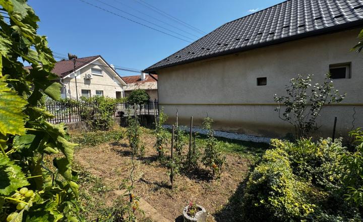 Na predaj rodinný dom v Drienovci s prístupom k potoku - fotografia 4