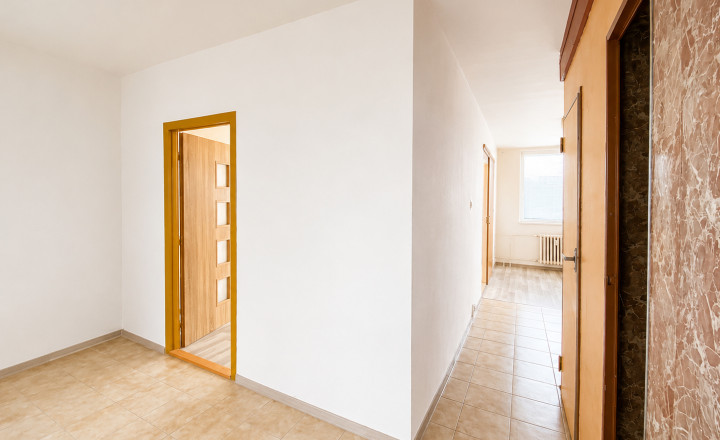 REZERVOVANÉ- 3-izbový byt s lodžiou, Dénešová ulica –Košice,Sídlisko KVP - fotografia 5