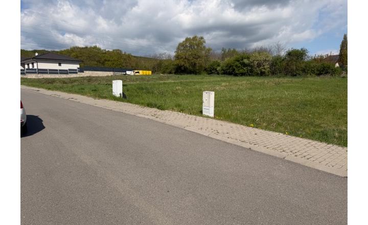PREDÁM stavebný pozemok Beniakovce - len 10min cesty od KE - fotografia 2
