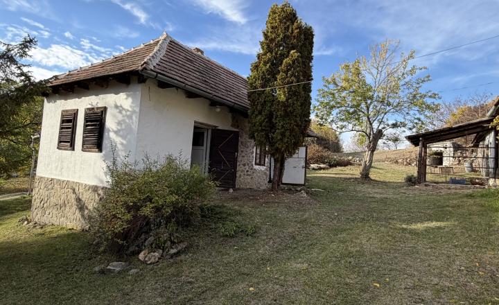 Romantic cottage in the village of Fony - fotografia 3