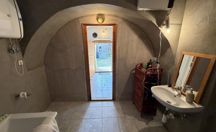 Romantic cottage in the village of Fony - fotografia 9